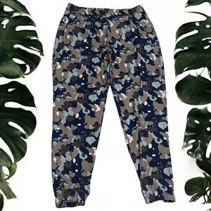 Balance Athletica Vitality Swift Joggers in Ocean Breeze Camo Men’s Size L